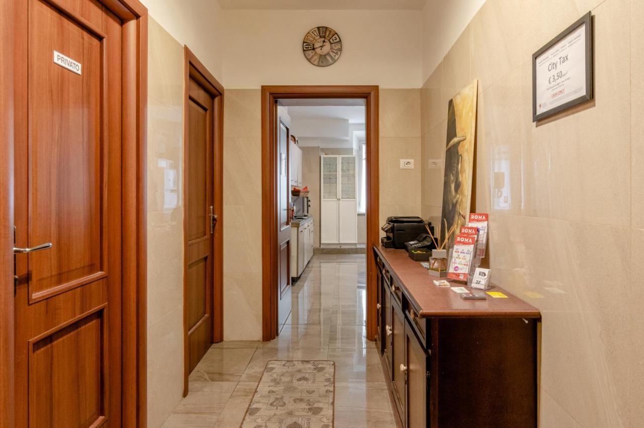 Bed & Breakfast Unique Guesthouse Рим Екстериор снимка