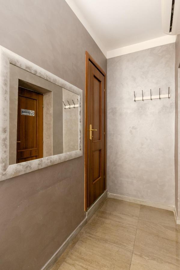Bed & Breakfast Unique Guesthouse Рим Екстериор снимка